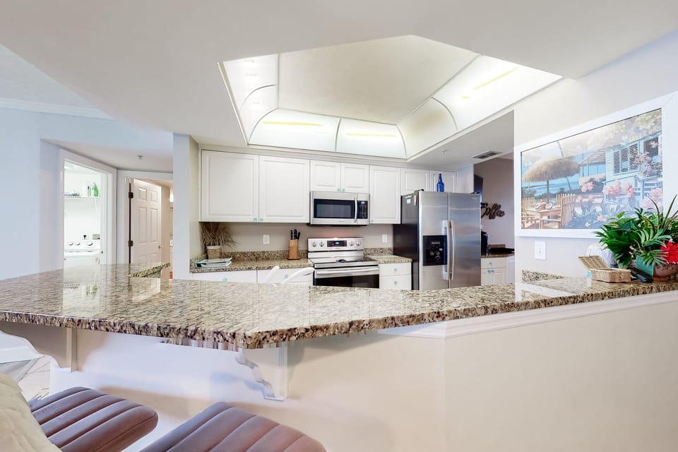 Condo, Multiple Beds, Hot Tub, Ocean View (Daytona Grande Towers-Ocean Paradise) | Private kitchen