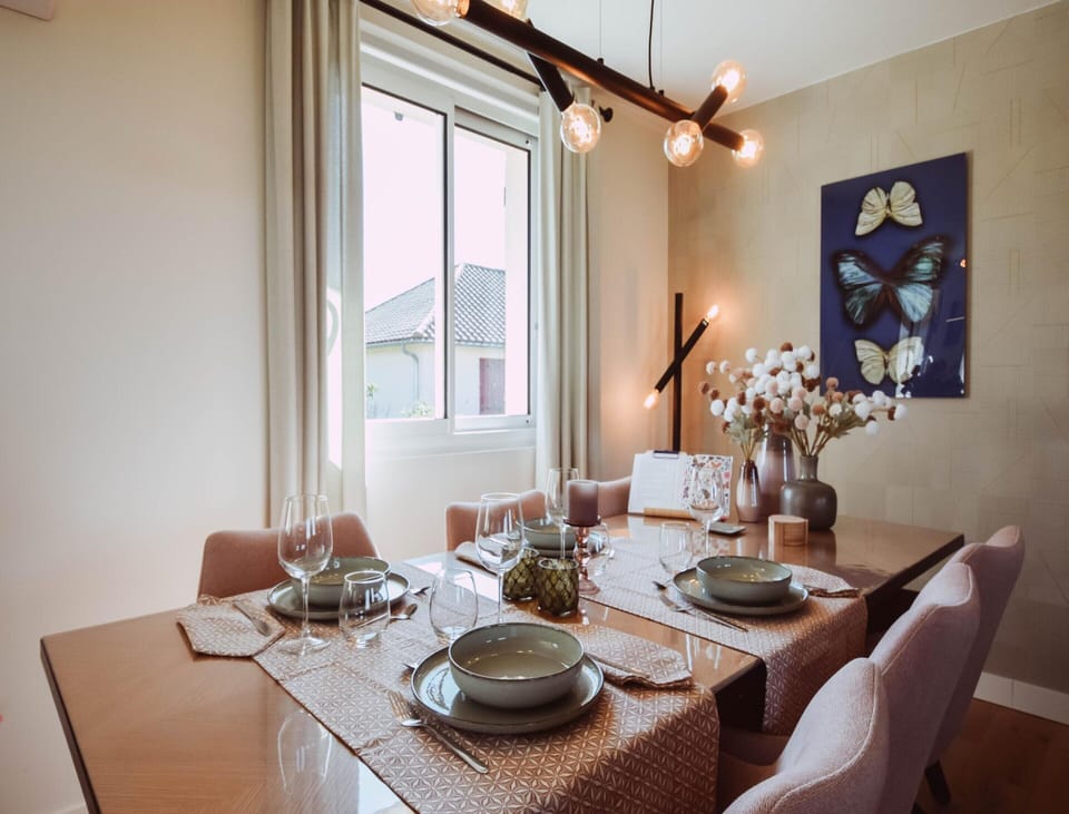 House | Dining