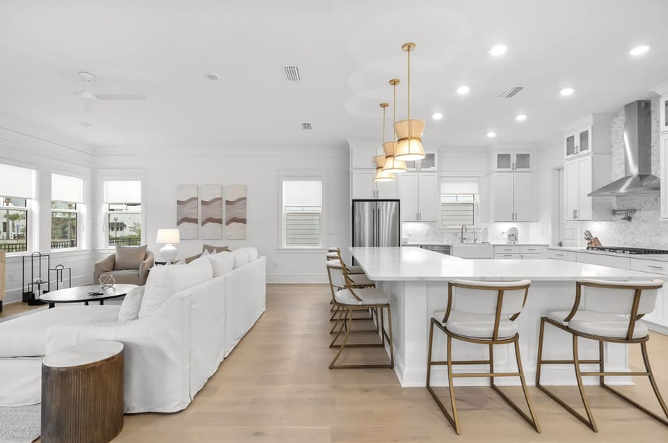 House, Multiple Beds (Peyton's Place) | Interior