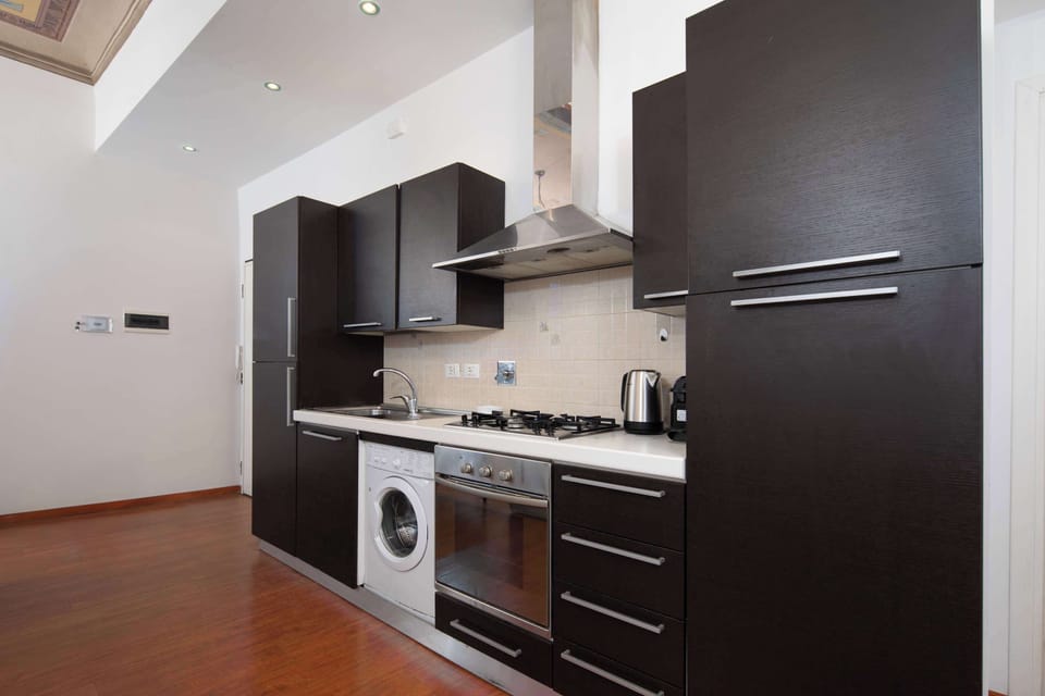 Practical and welcoming kitchen
