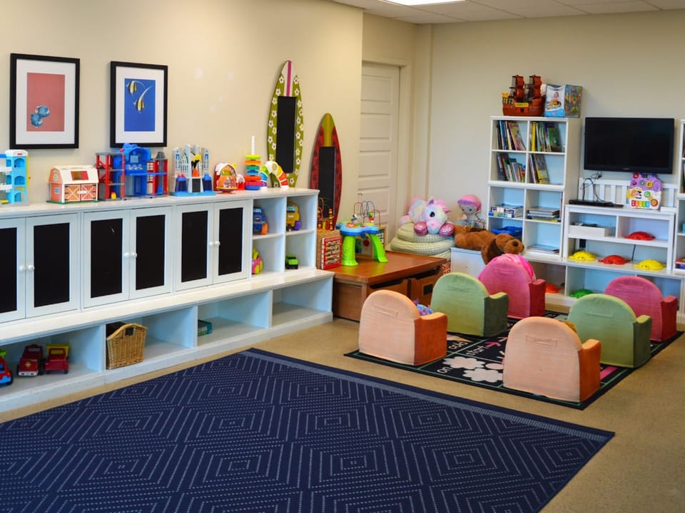 Condo (2 Bedrooms) | Property amenity