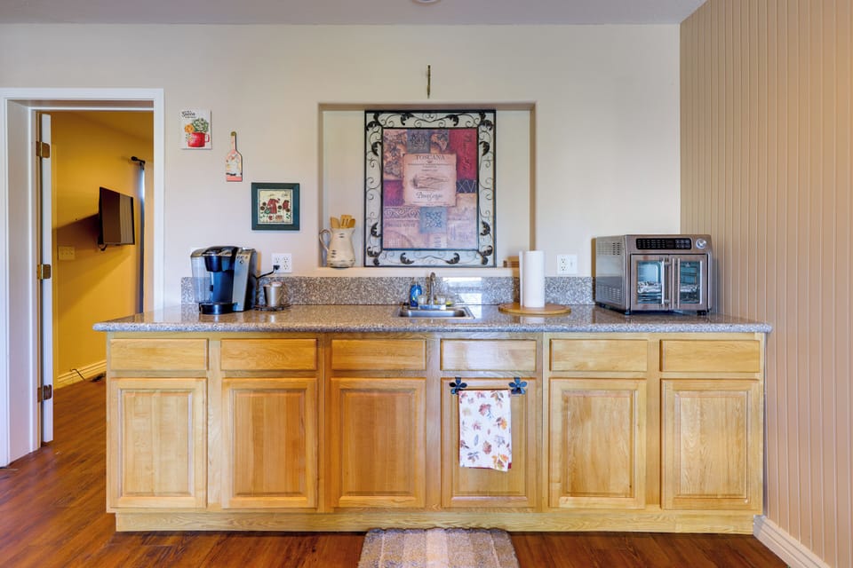 Kitchenette | Cooking Basics | Toaster Oven