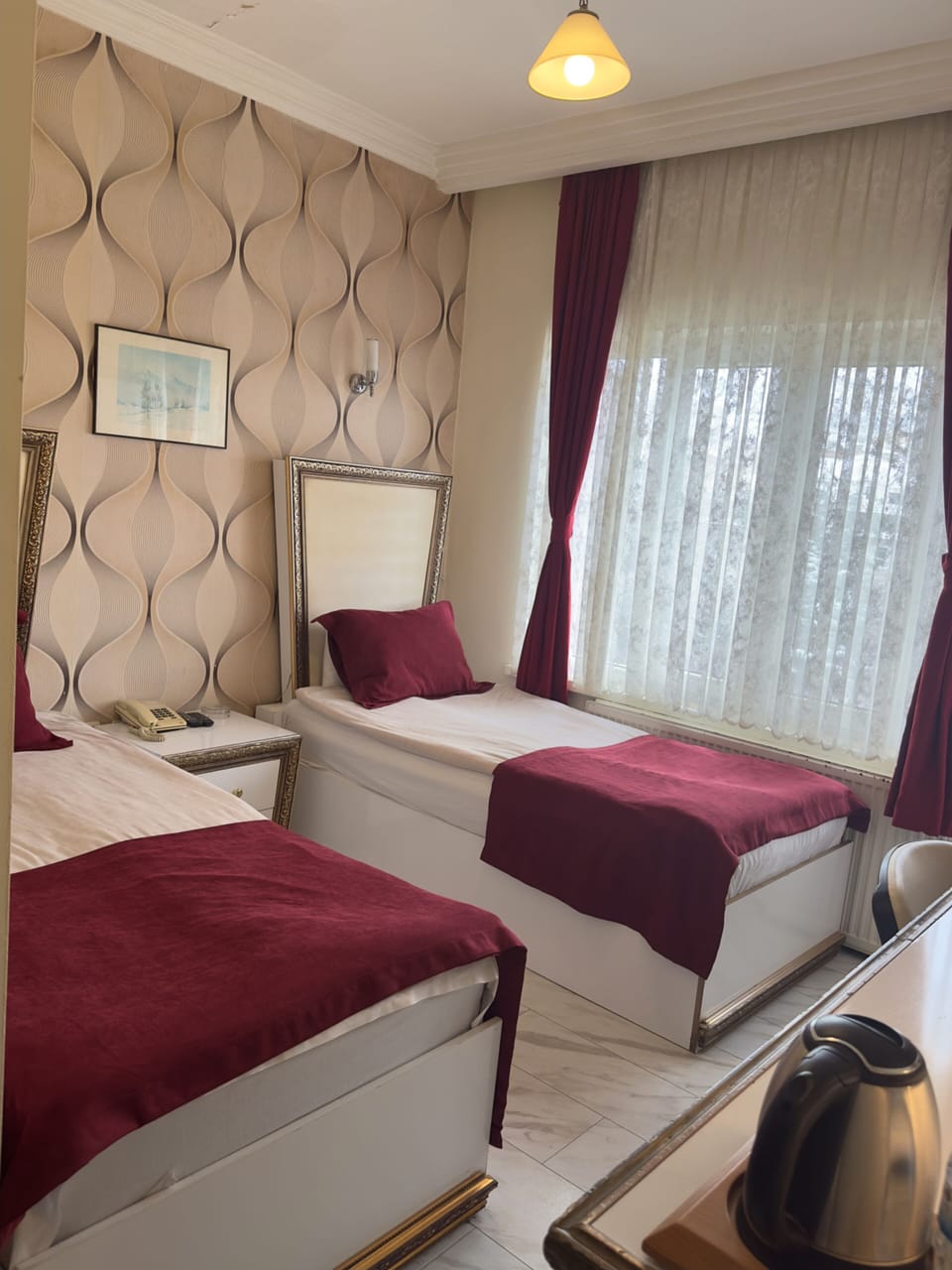 Classic Twin Room, City View | Desk, laptop workspace, WiFi (free)