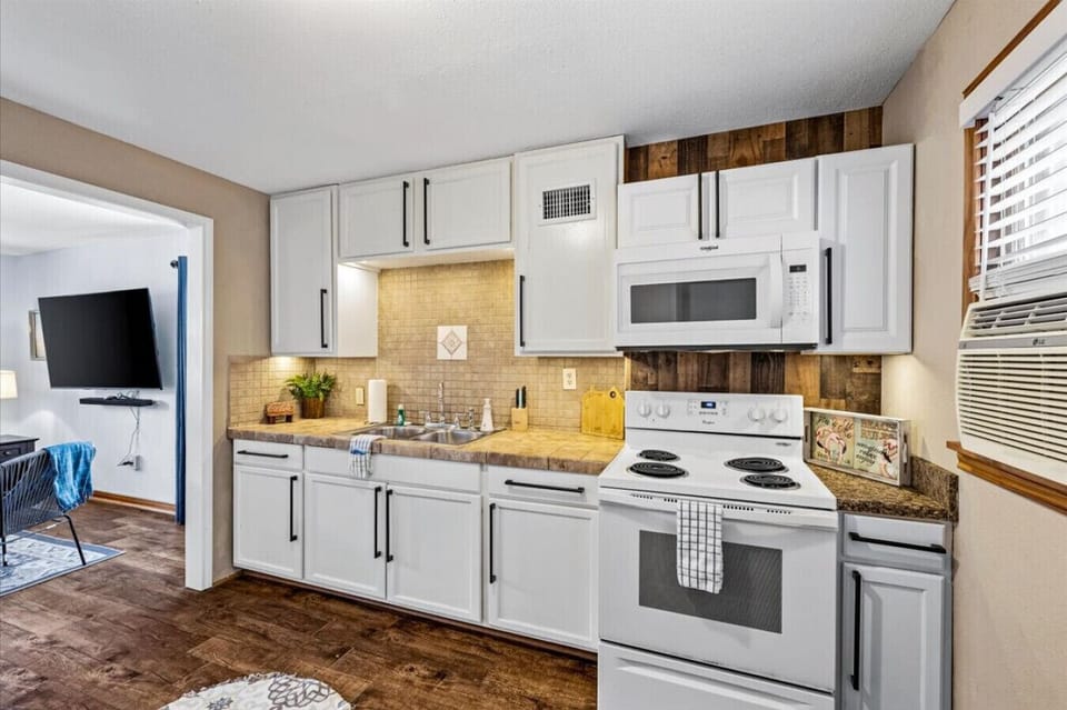 From snacks to feasts this kitchen has you covered