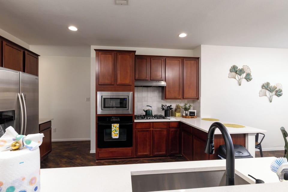 Functional kitchen space with an undermount sink
