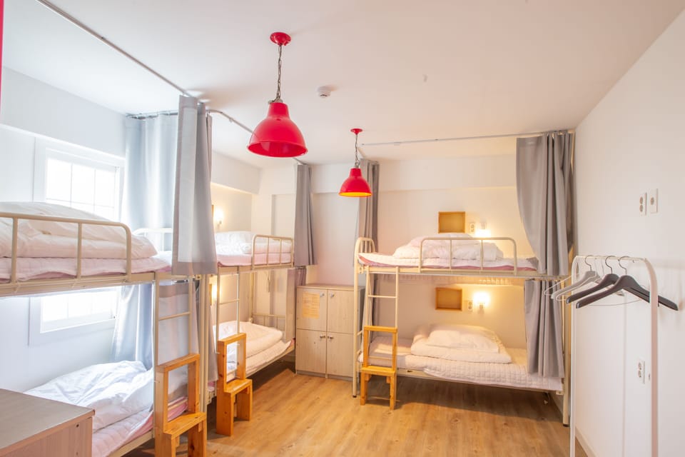 Shared Dormitory, Women only (4 Persons) | In-room safe, individually furnished, soundproofing, free WiFi