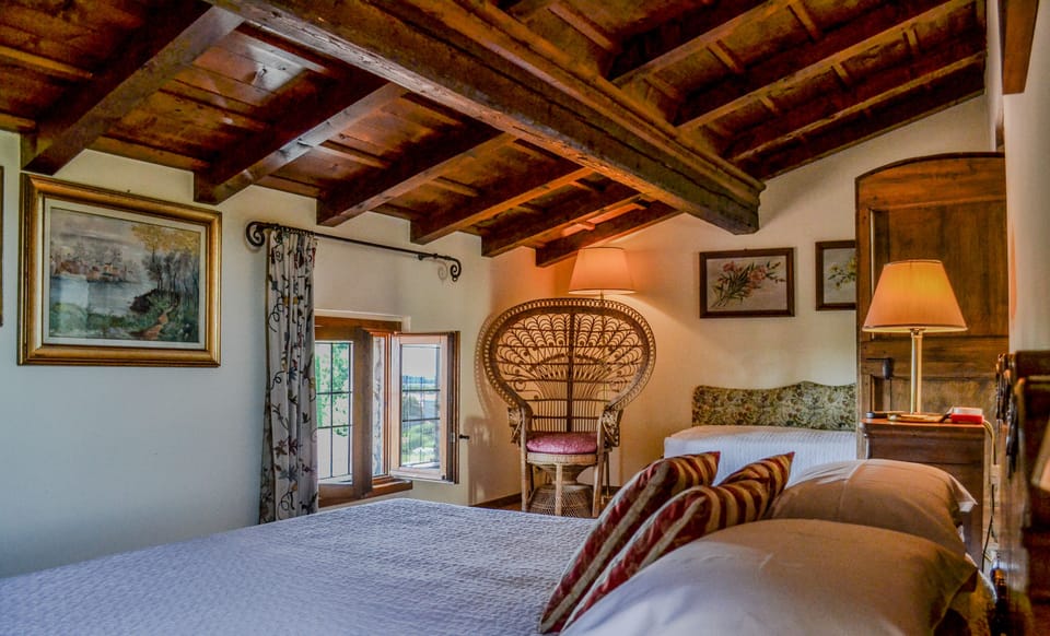 Junior Suite, 2 Bedrooms (Della Torre) | Individually decorated, individually furnished, cribs/infant beds