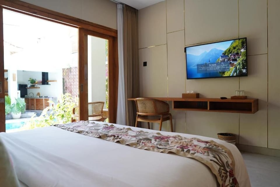 Deluxe Double Room, Balcony | Free WiFi