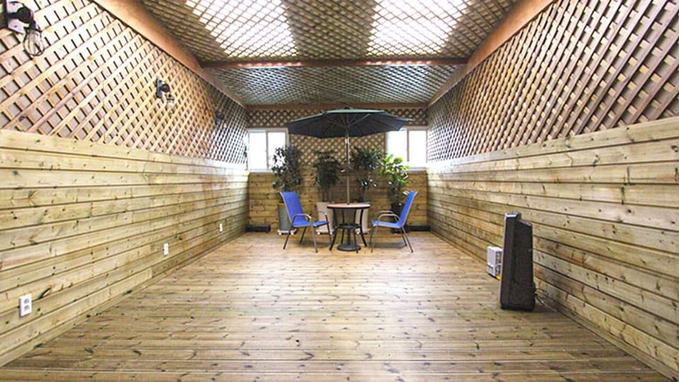 Deluxe Double Room, Private Bathroom, Garden Area | Interior