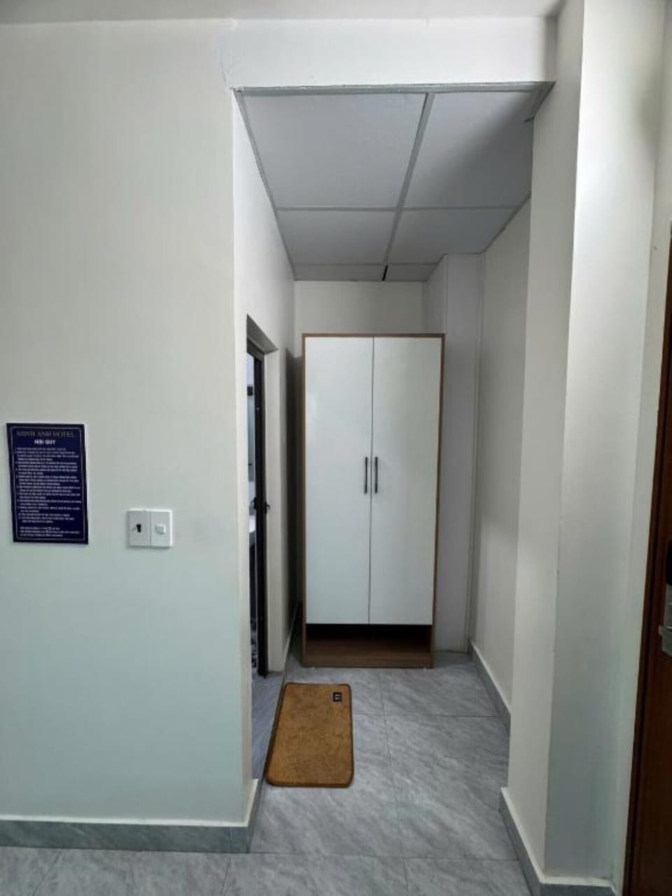 Minibar, blackout drapes, free WiFi, bed sheets