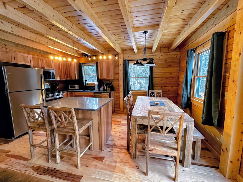 Chalet (4 Bedrooms) | Interior