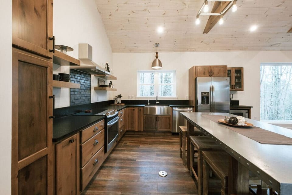 Chalet (2 Bedrooms) | Interior