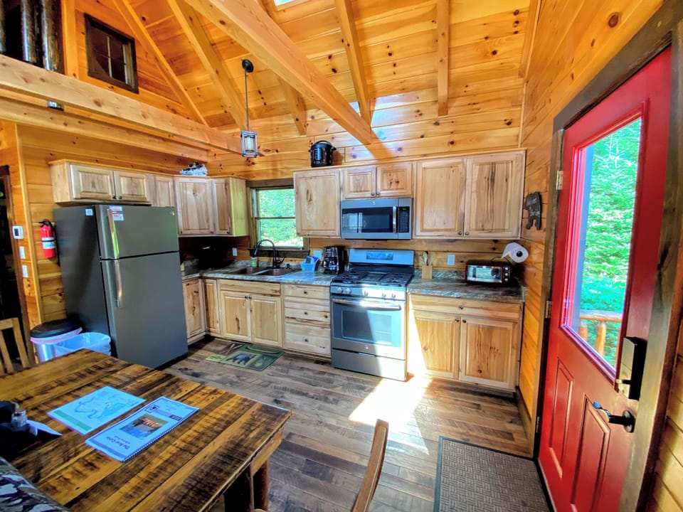 Chalet (2 Bedrooms) | Interior