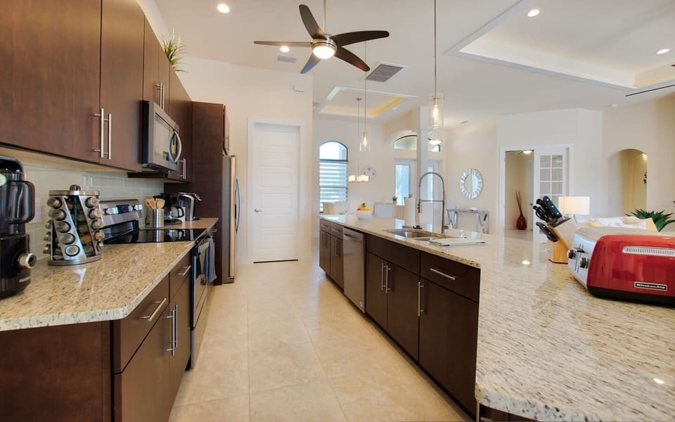 House (3 Bedrooms) | Interior