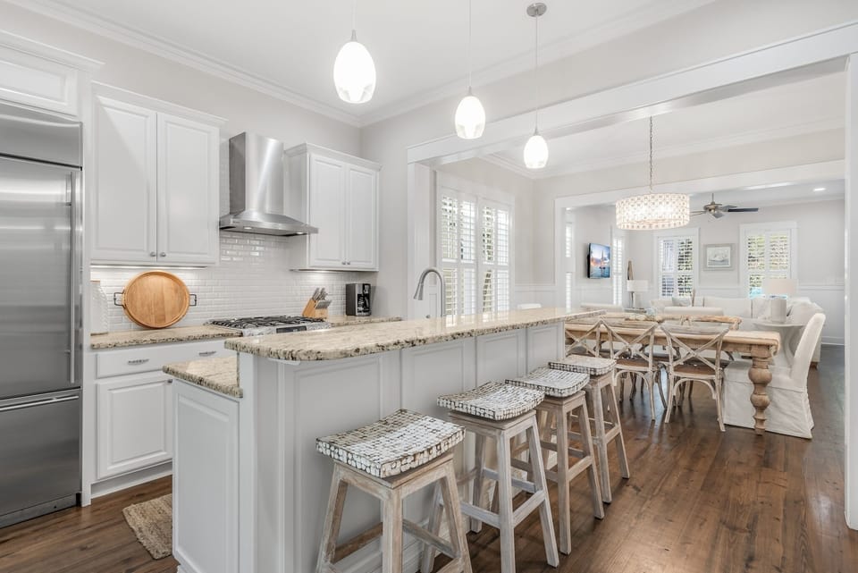 Large Kitchen Area