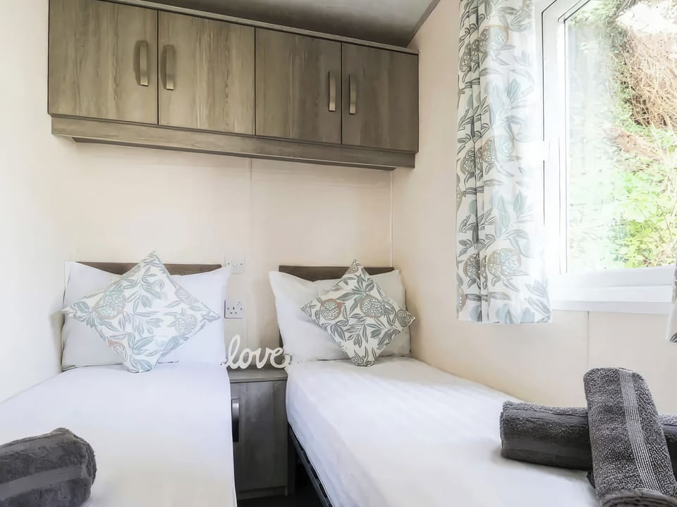 Twin bedroom | Goscar 2 The Saltern Holiday Park - Saltern Holidays, Tenby
