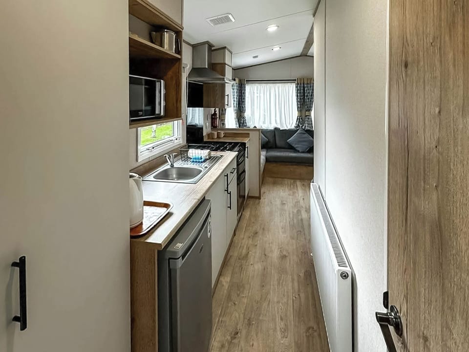 Kitchen | Coastal 4 The Saltern Holiday Park - Saltern Holidays, Tenby
