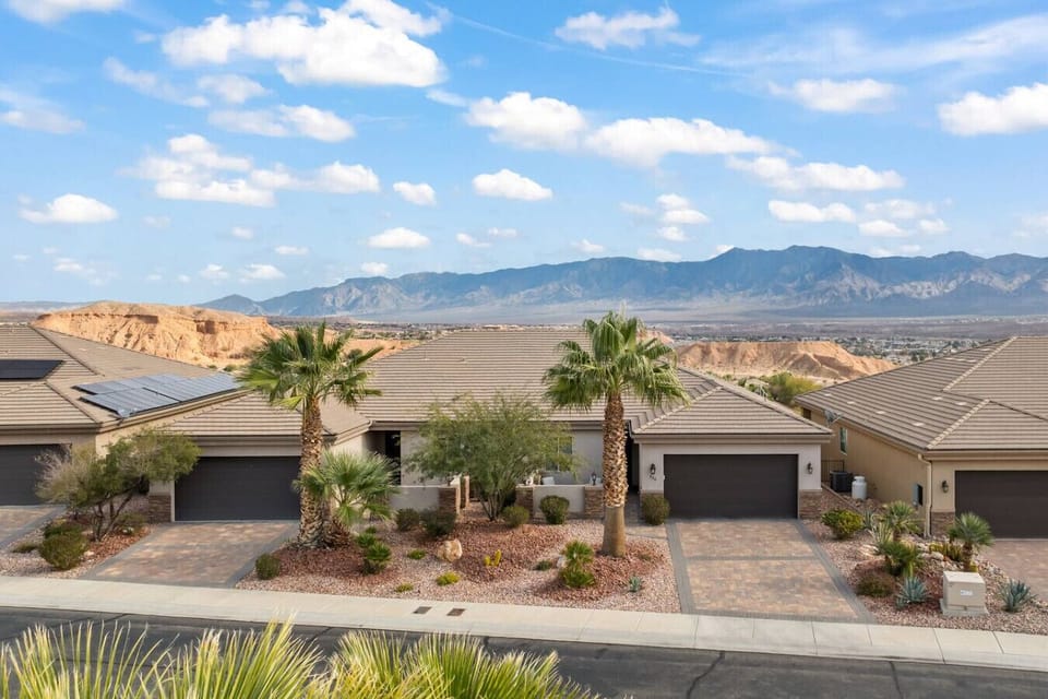 Welcome to The Nest at Falcon Ridge!