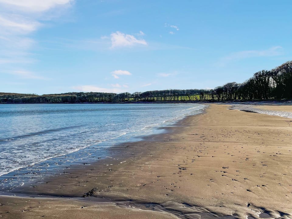 Surrounding area | Seascape, Garlieston