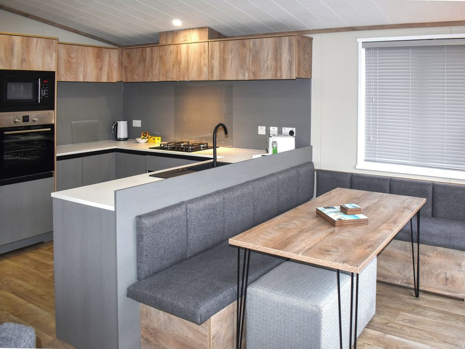 Kitchen/diner | Lodge 8 - Pinewood Retreats, Lyme Regis