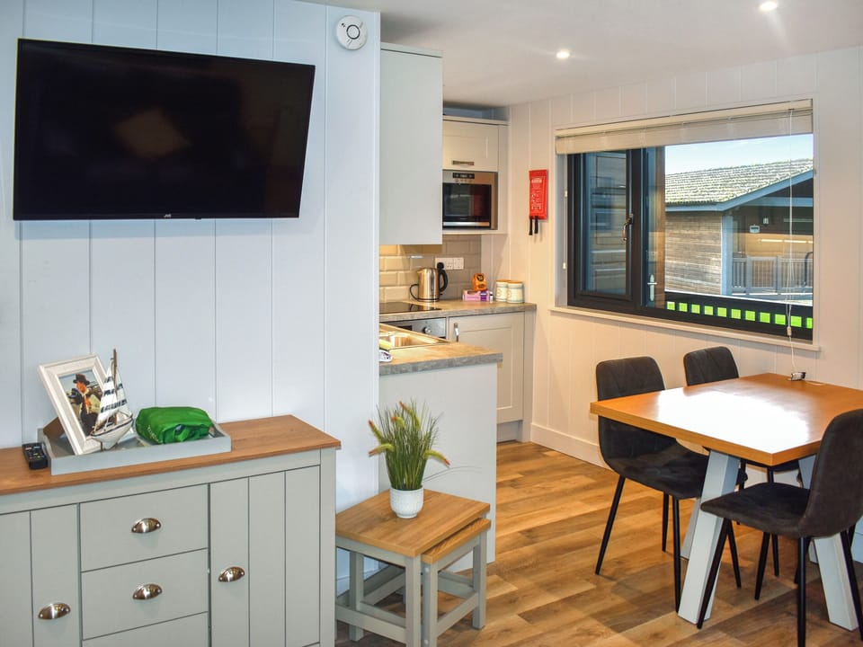Open plan living space | Lodge 6 - Pinewood Retreats, Lyme Regis