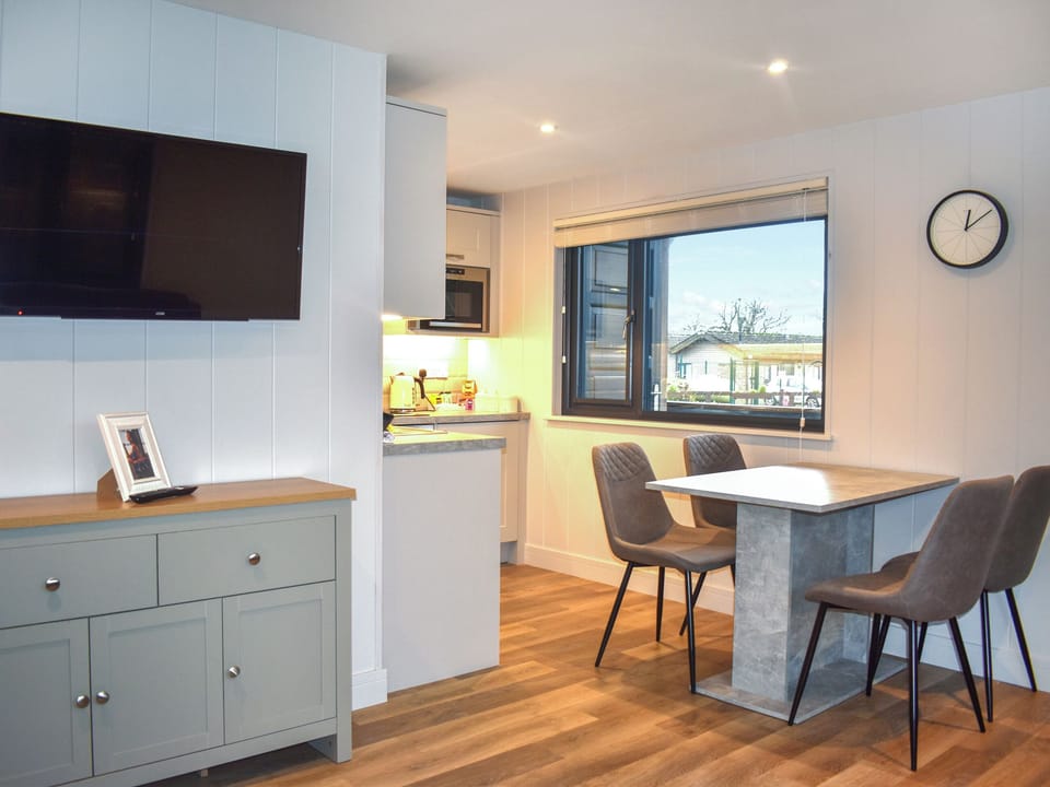Open plan living space | Lodge 5 - Pinewood Retreats, Lyme Regis