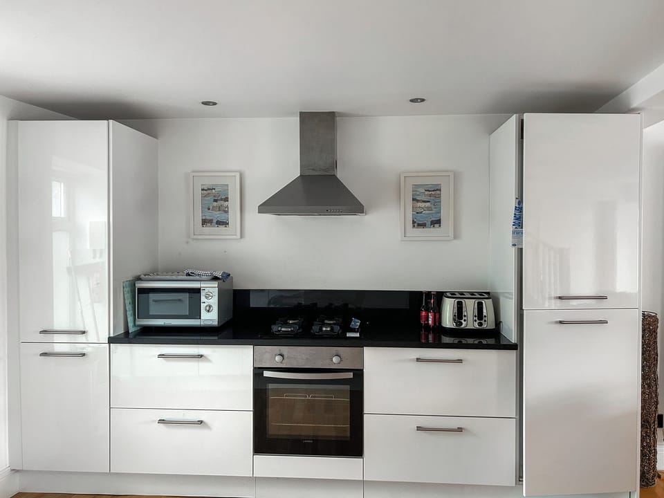 Kitchen | 1 Richmond Place - Richmond&rsquo;s Place, St Ives
