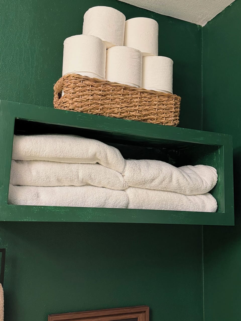 New  fresh Bath towels