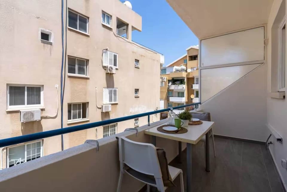 Studio, 1 Double Bed, Kitchenette, City View | Balcony
