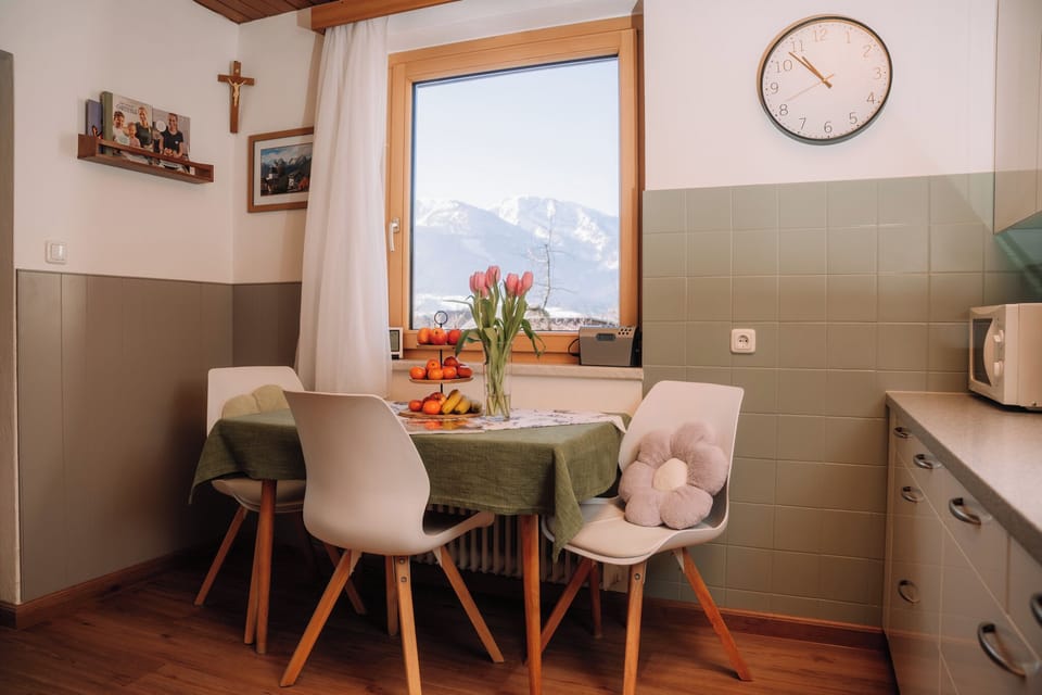 Comfort House, Multiple Bedrooms, Mountain View, Garden Area | Private kitchen | Coffee/tea maker, electric kettle