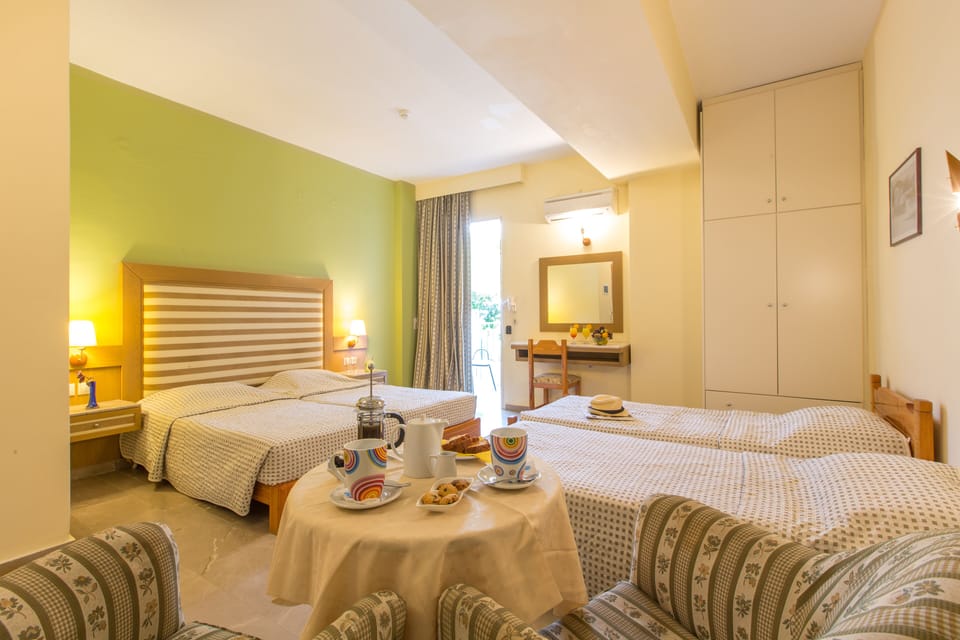 In-room safe, rollaway beds, free WiFi