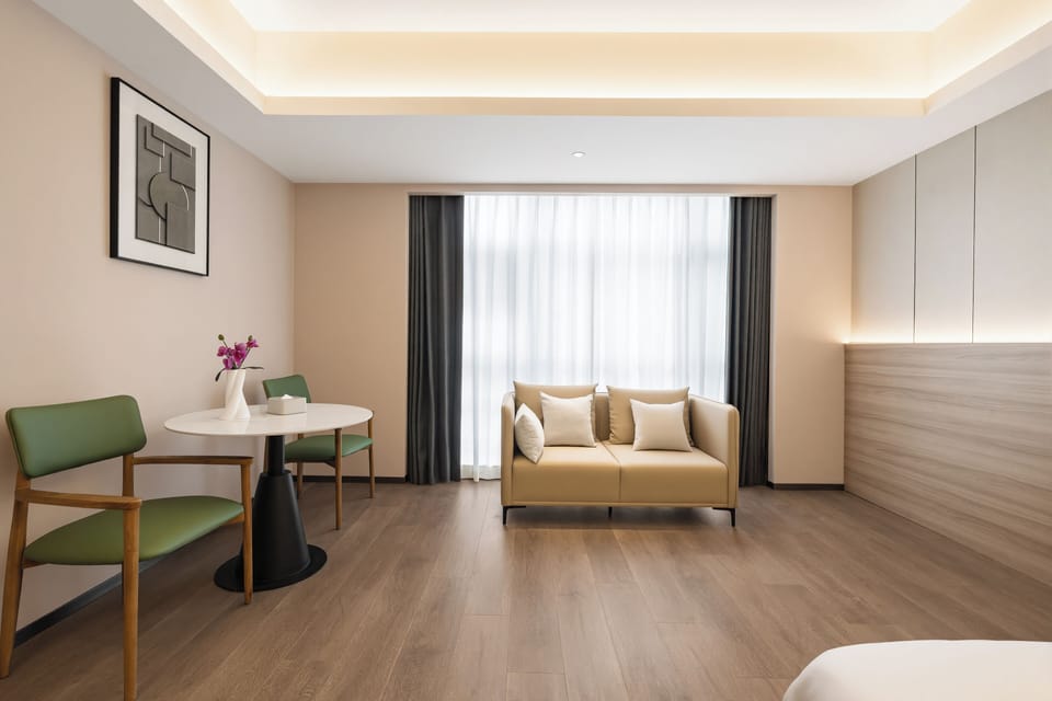 Premium Suite, City View | Premium bedding, minibar, desk, blackout drapes