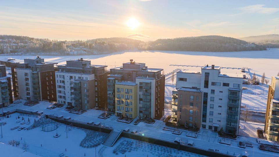 With the best location near the city center, this apartment offers an ideal base for both leisure and business stays year-round.