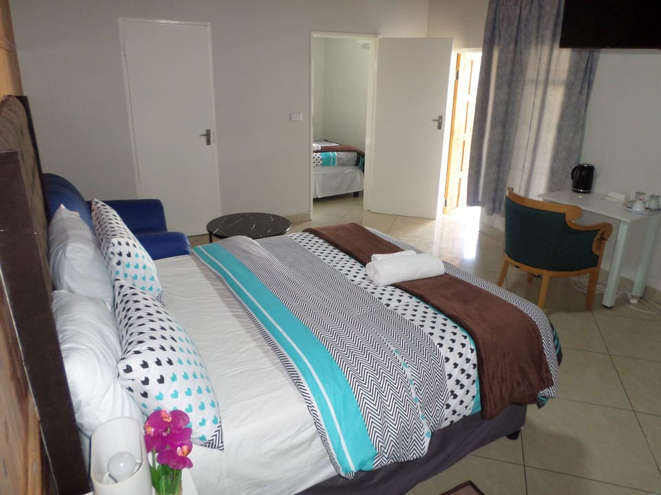 Family Double or Twin Room, Garden View | Desk, laptop workspace, iron/ironing board, free WiFi