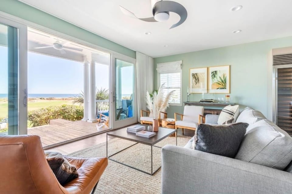 Living Room, Oceanfront