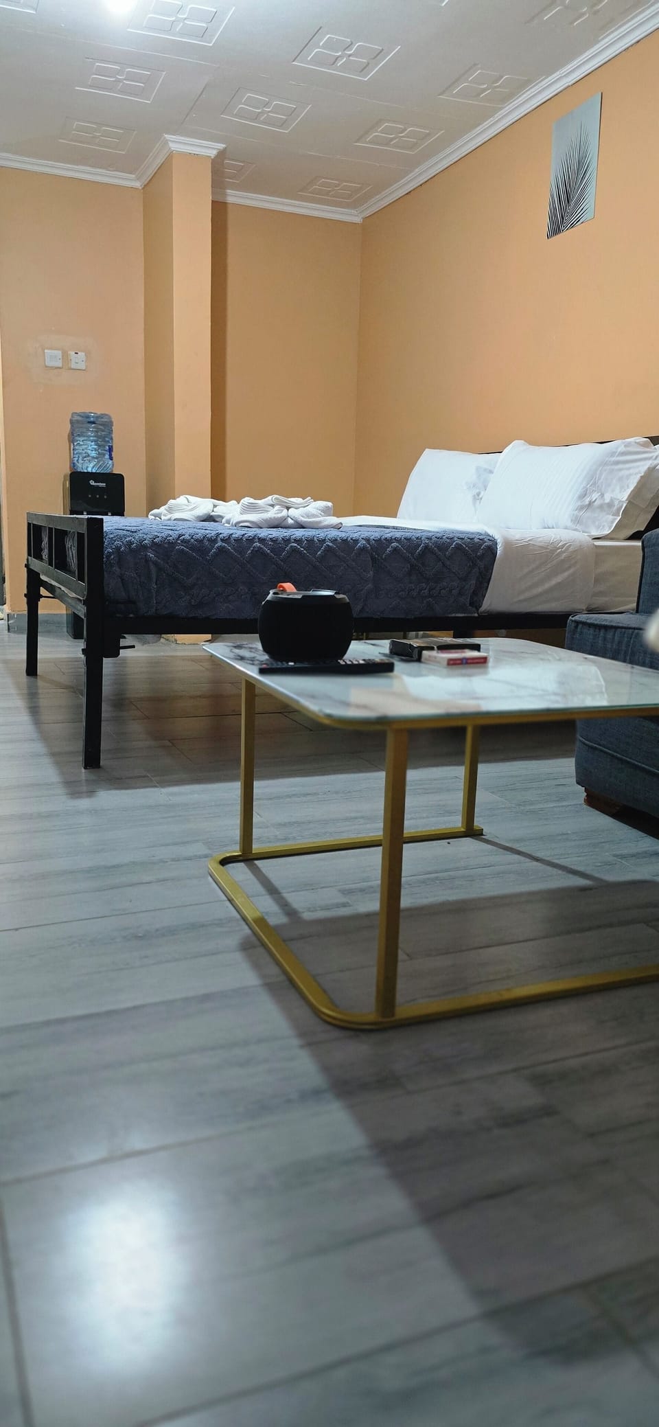 Studio Suite, Mountain View | Laptop workspace, blackout drapes, iron/ironing board, free WiFi