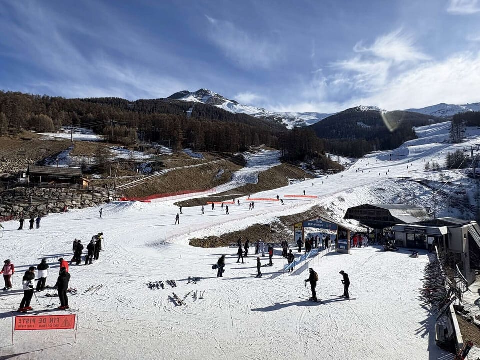 Snow and ski sports