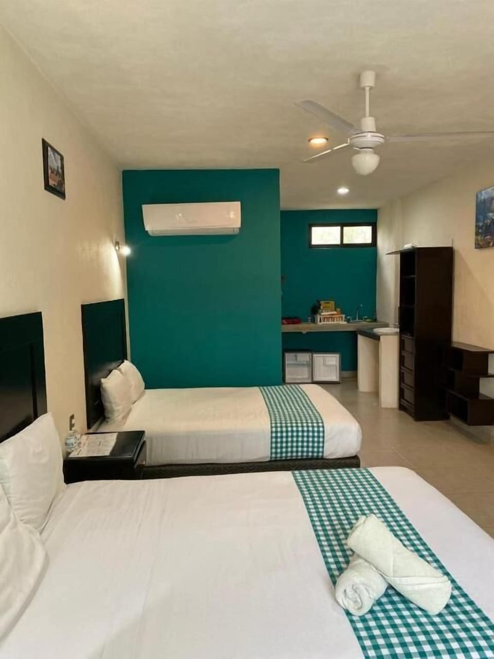 Family Studio, Multiple Beds, Kitchenette | Iron/ironing board, free WiFi
