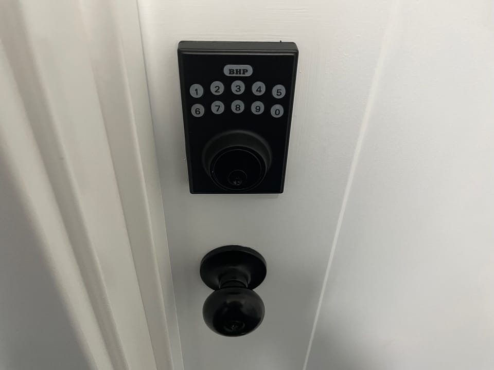 Auto-lock
