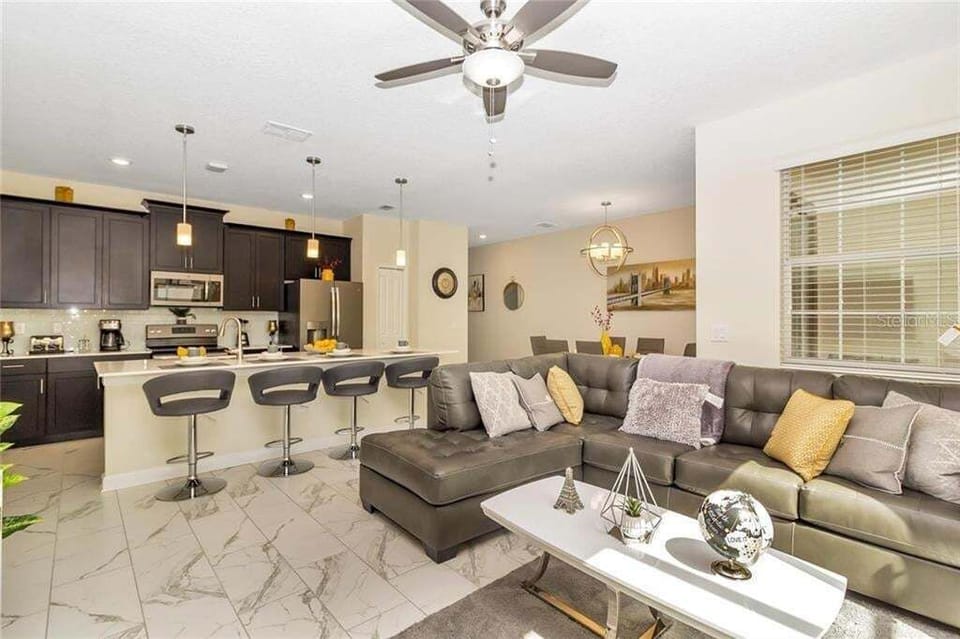 Townhome, 4 Bedrooms | Living area