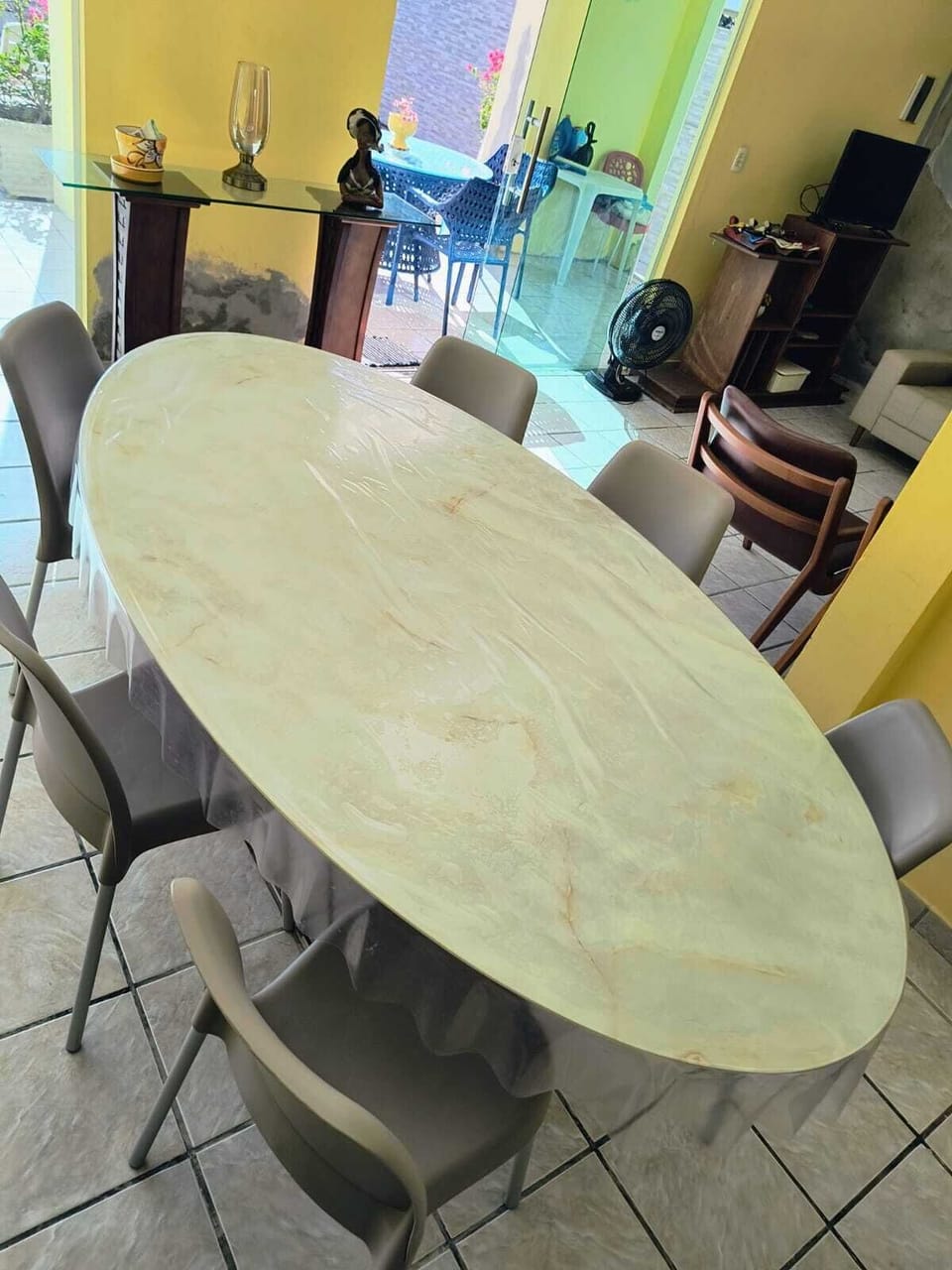 Family House, Lanai | Dining