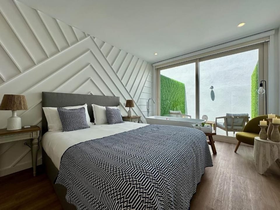 Deluxe Double Room, Patio, Courtyard View | Free WiFi