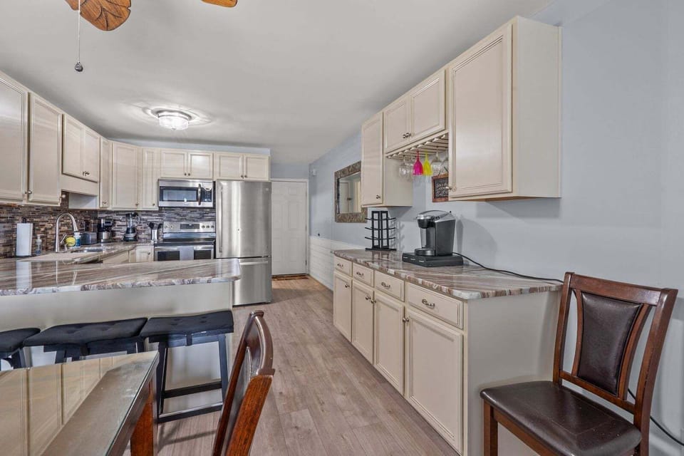 Indoors, Kitchen, Appliance, Refrigerator, Home Decor
