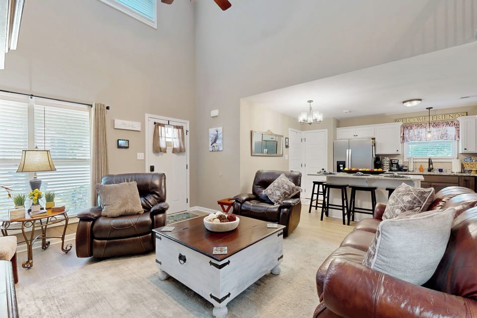 House (3 Bedrooms) | Front of property