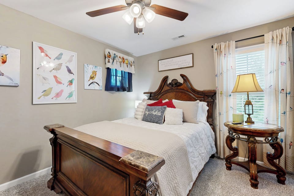 House (3 Bedrooms) | Interior