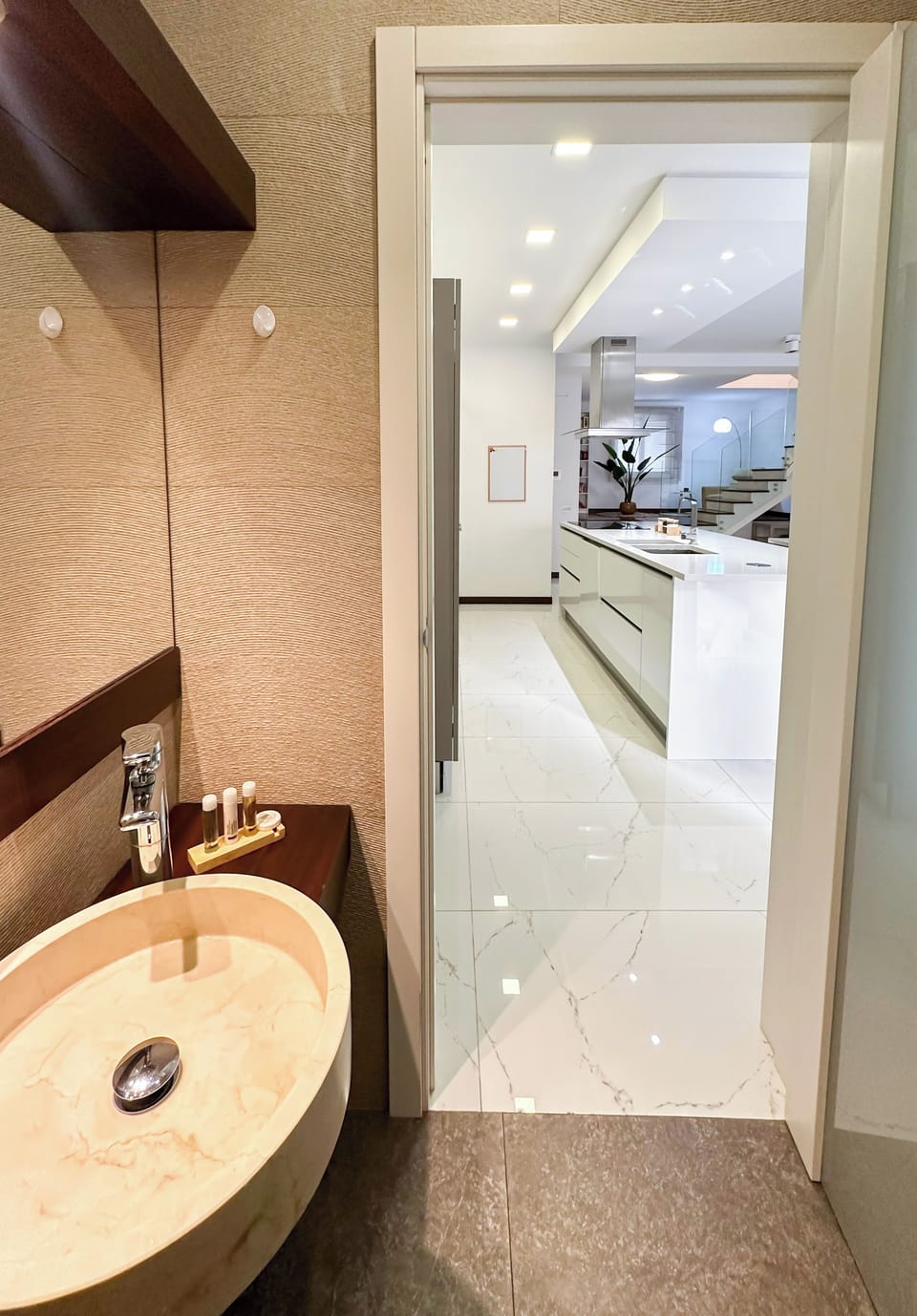 Basic Apartment, City View | Bathroom | Rainfall showerhead, free toiletries, hair dryer, soap