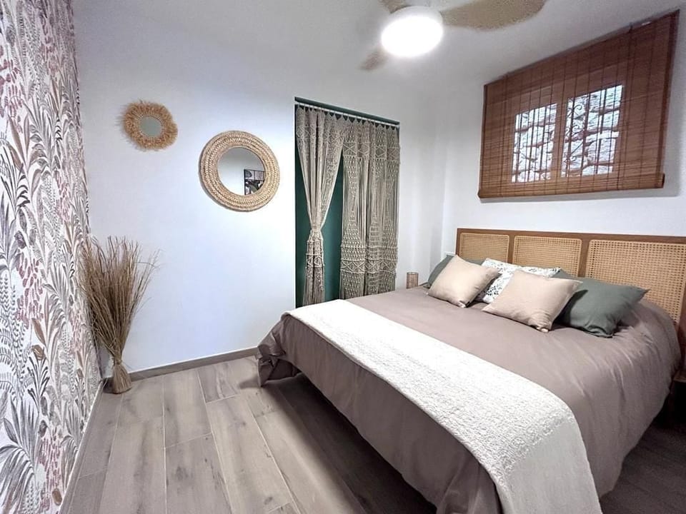 Standard Apartment | In-room safe, iron/ironing board, free WiFi