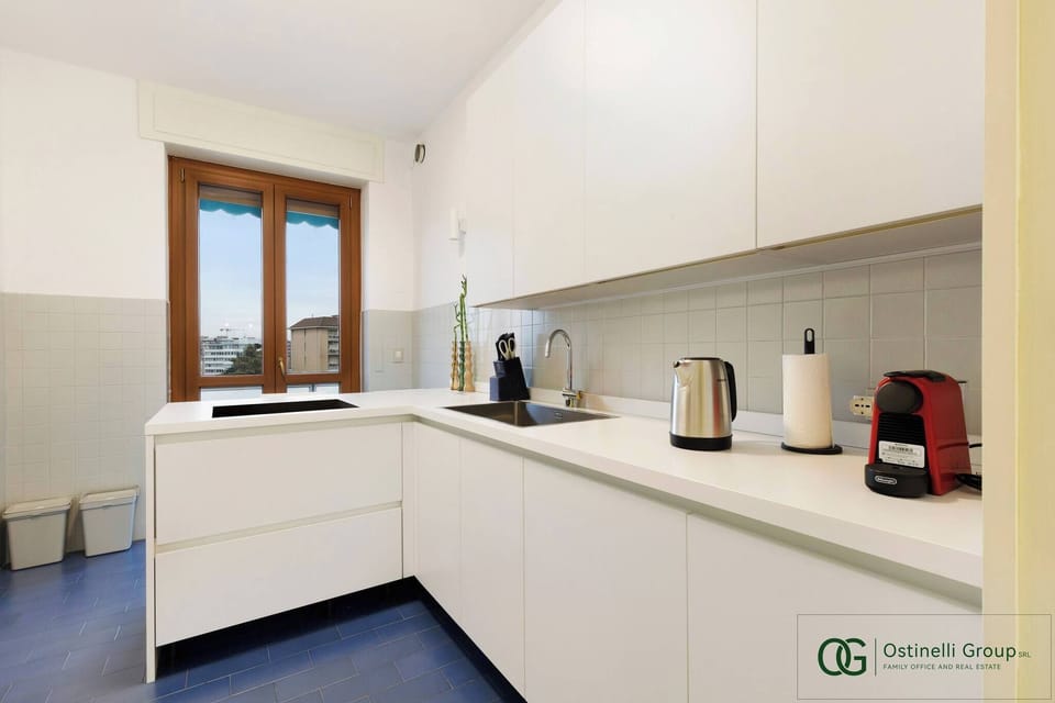Apartment, 2 Bedrooms, Balcony, City View | Interior