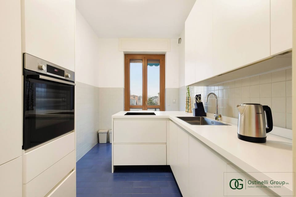 Apartment, 2 Bedrooms, Balcony, City View | Interior