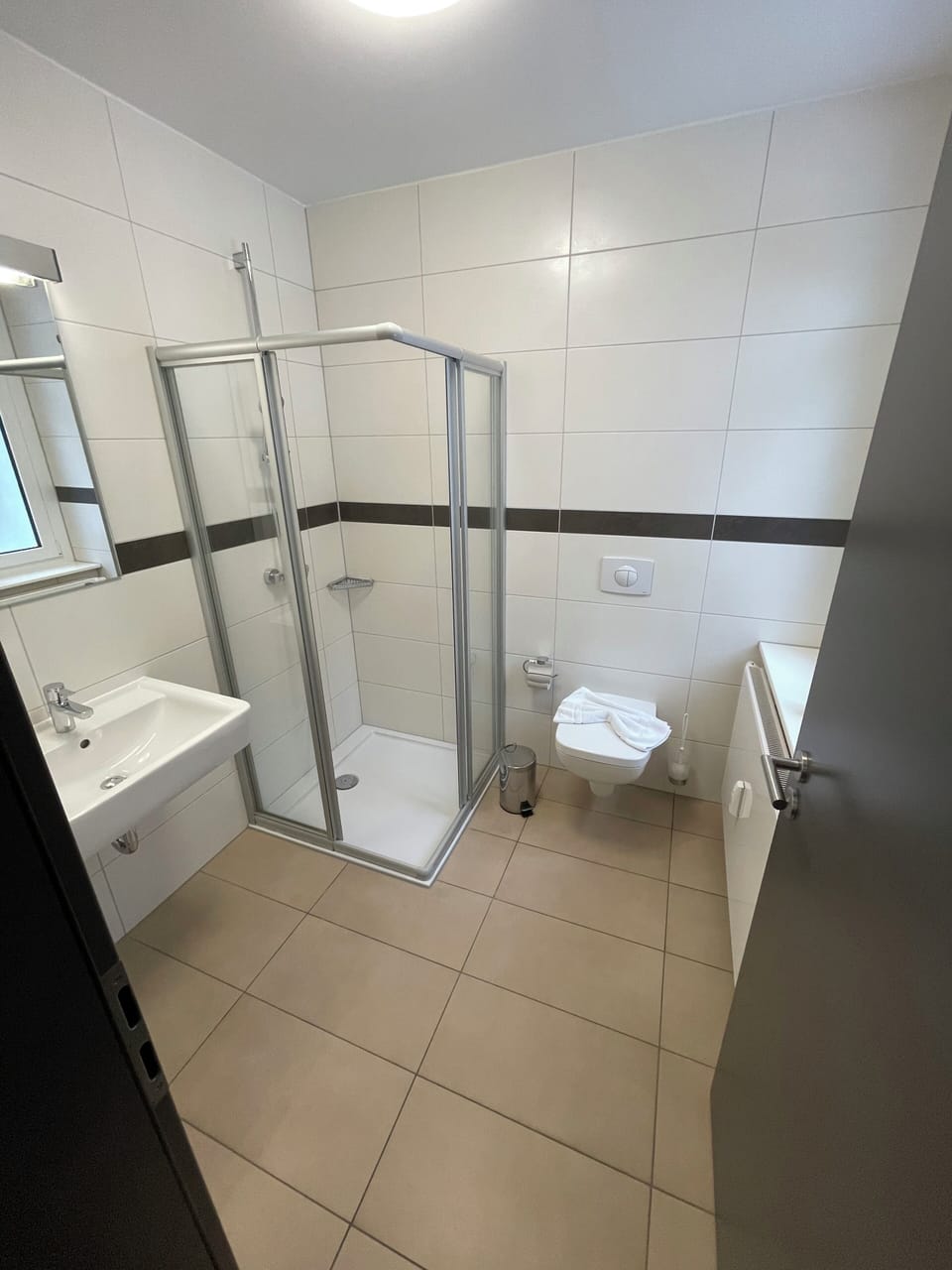 Double Room, City View | Bathroom | Hair dryer, towels, soap, shampoo